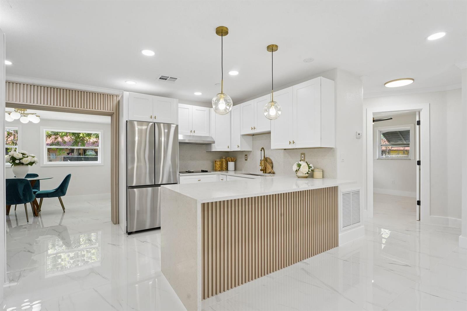 1527 Live Oak Drive, West Palm Beach FL 33415 photo 3