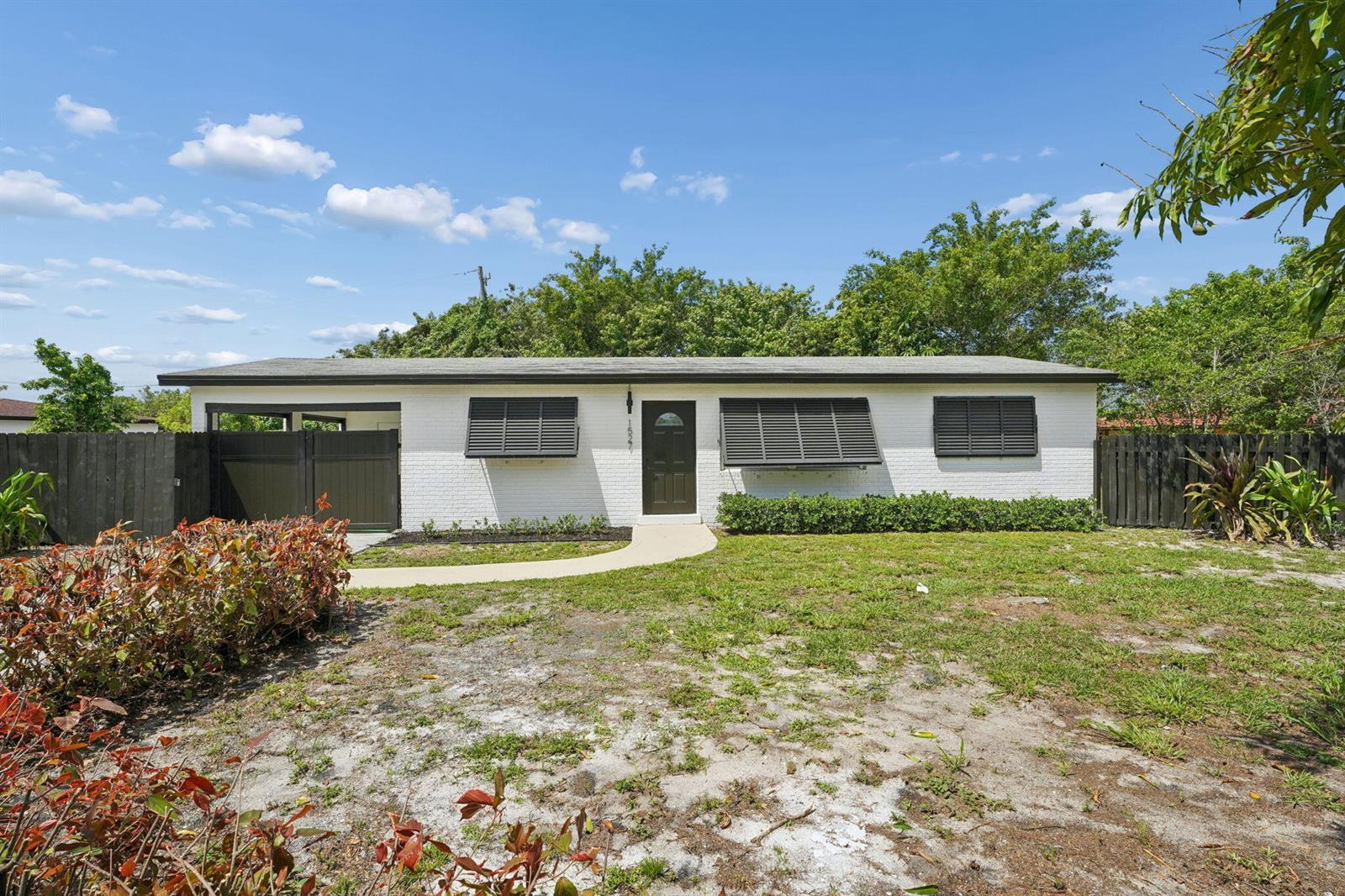 1527 Live Oak Drive, West Palm Beach FL 33415