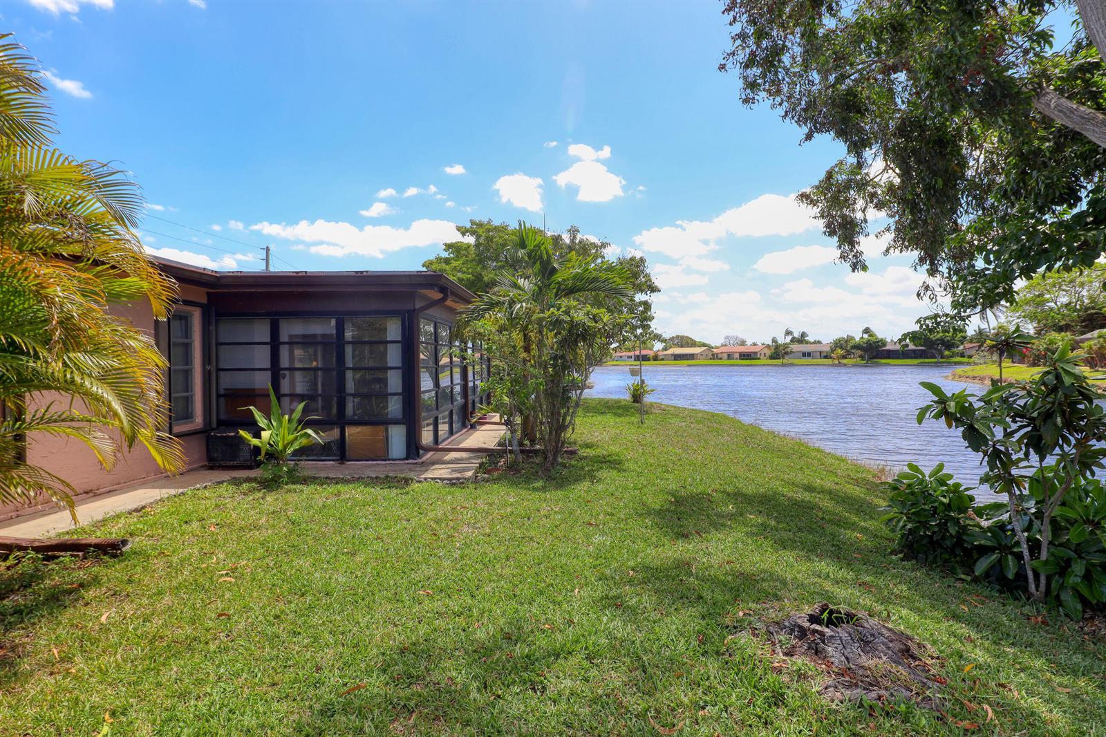 10500 NW 71st Place, Tamarac FL 33321 photo 2