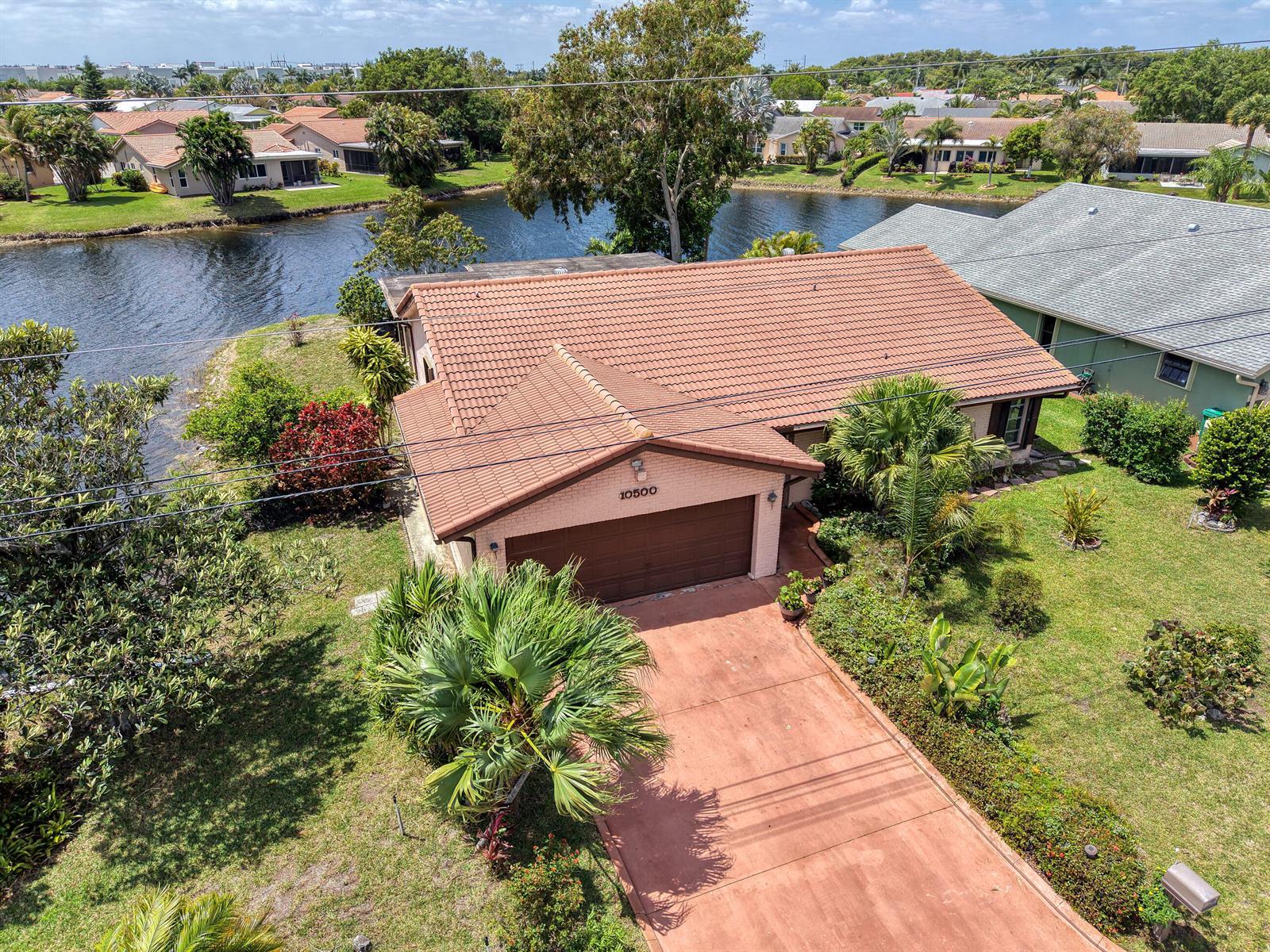 10500 NW 71st Place, Tamarac FL 33321 photo 3