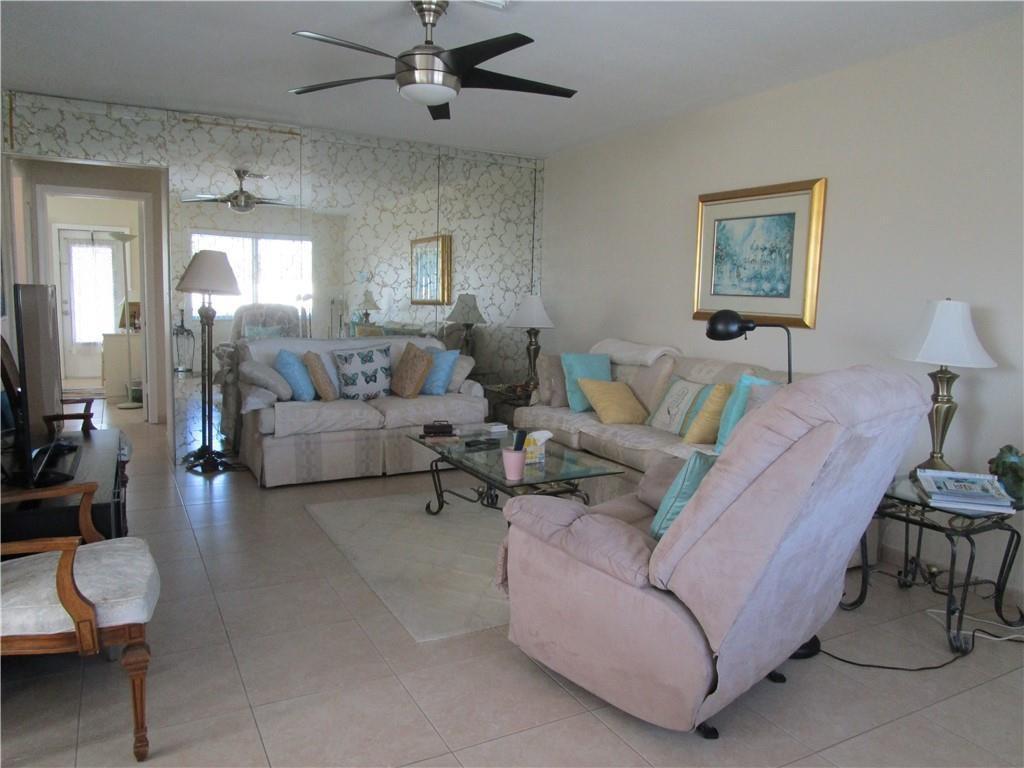 2000 NE 51st Court # 201, Fort Lauderdale FL 33308