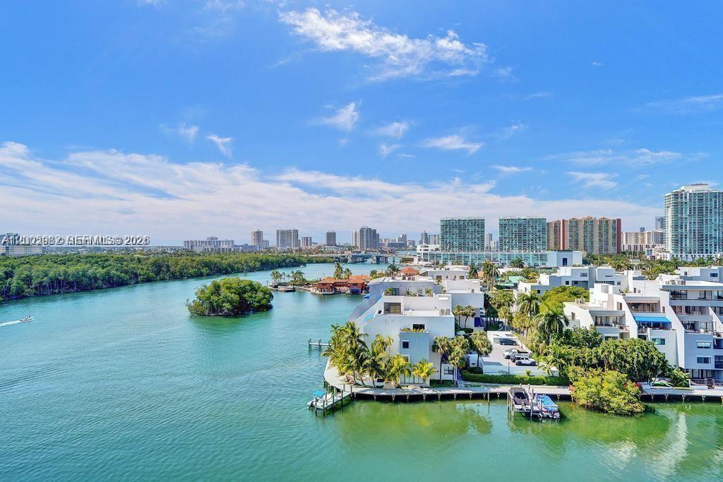 400 Kings Point Dr # 331, Sunny Isles Beach FL 33160 photo 5