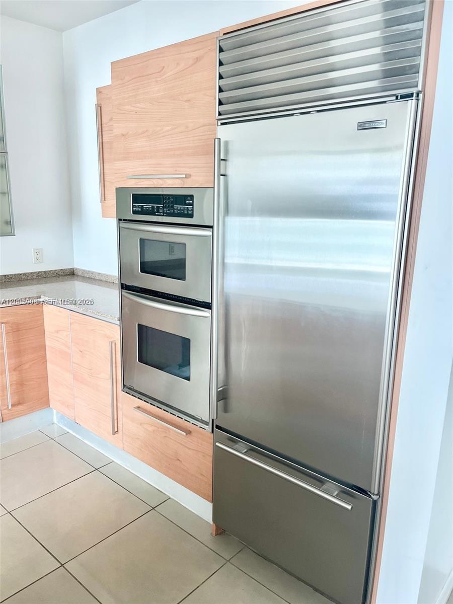 218 SE 14th St # 903, Miami FL 33131 photo 5