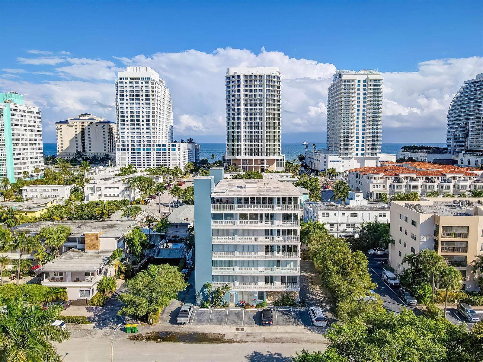 524 Orton Avenue # 403, Fort Lauderdale FL 33304 photo 2