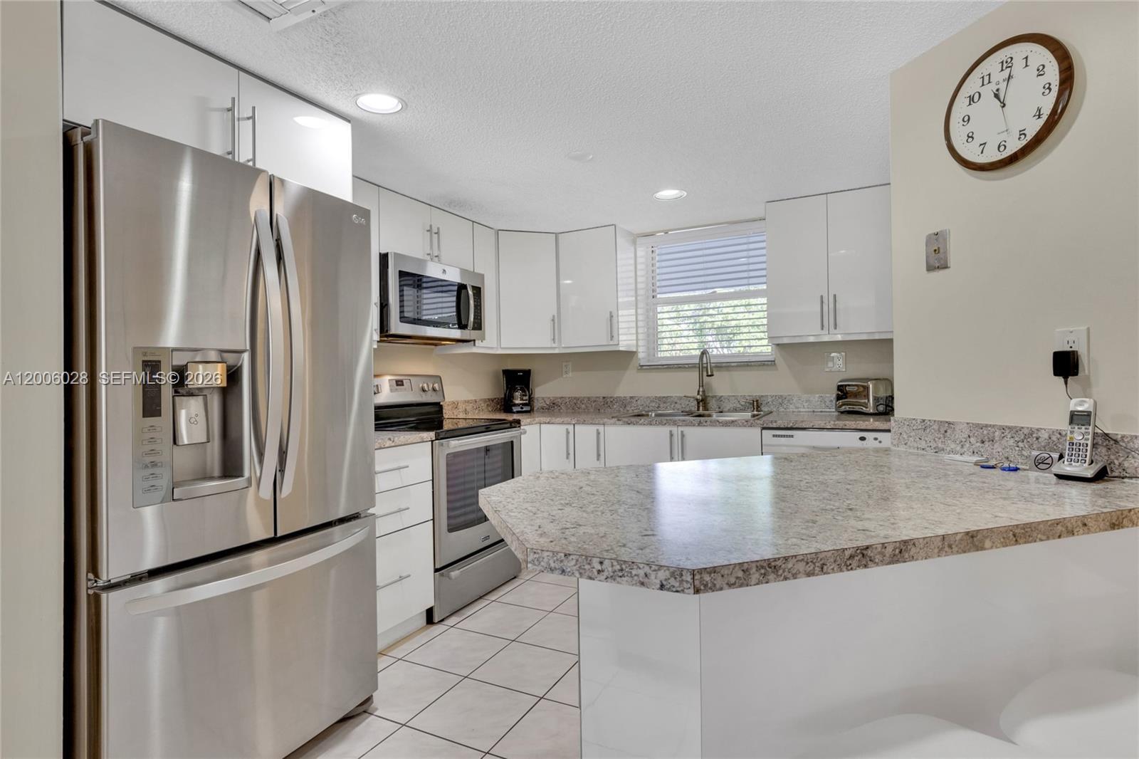 17801 N Bay Rd # 210, Sunny Isles Beach FL 33160 photo 4