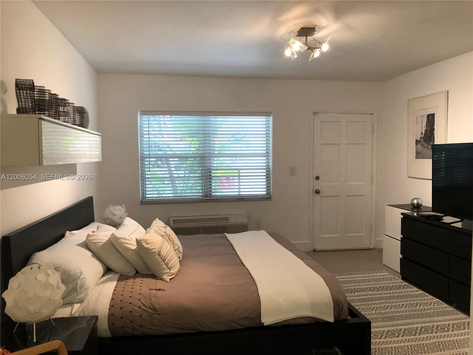 911 Meridian Ave # 105, Miami Beach FL 33139