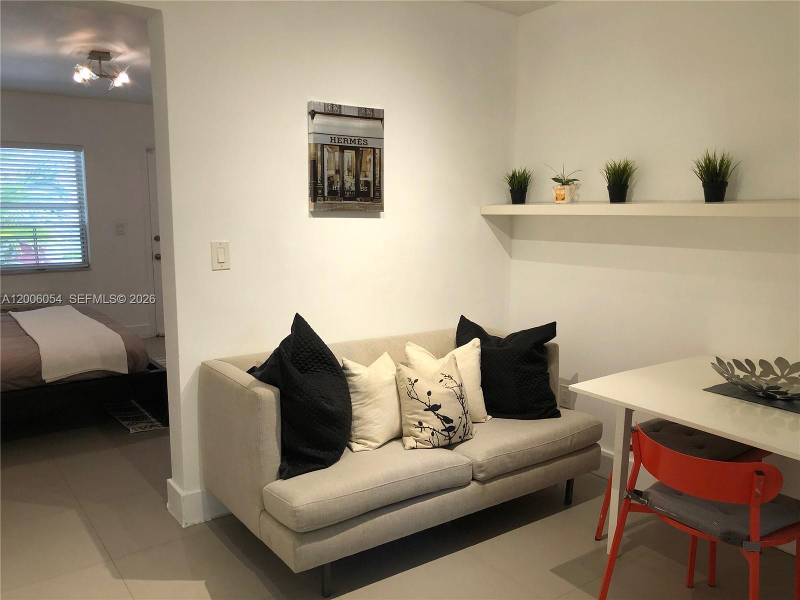 911 Meridian Ave # 105, Miami Beach FL 33139 photo 5
