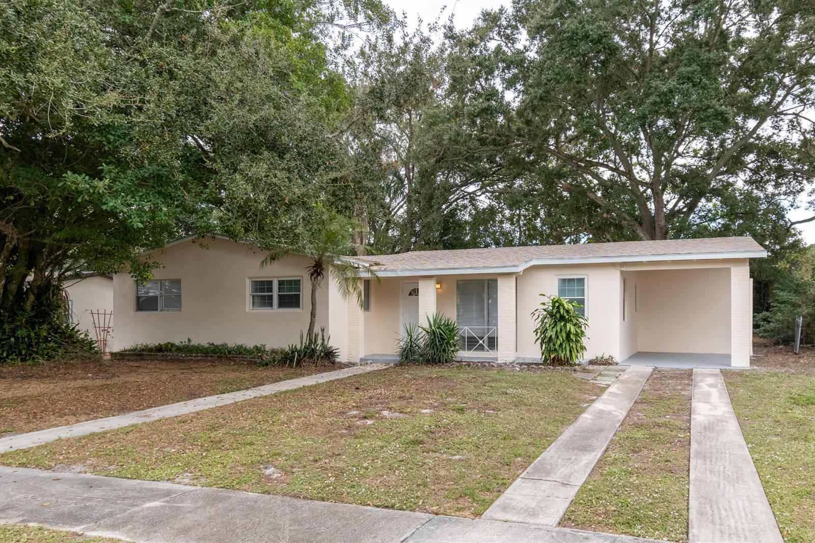 170 SE Serenata Court, Port St. Lucie FL 34983 photo 2