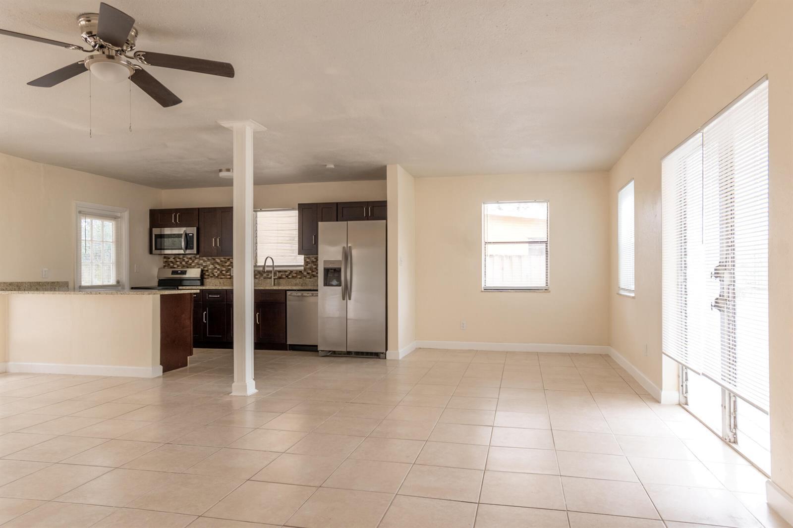 170 SE Serenata Court, Port St. Lucie FL 34983 photo 4