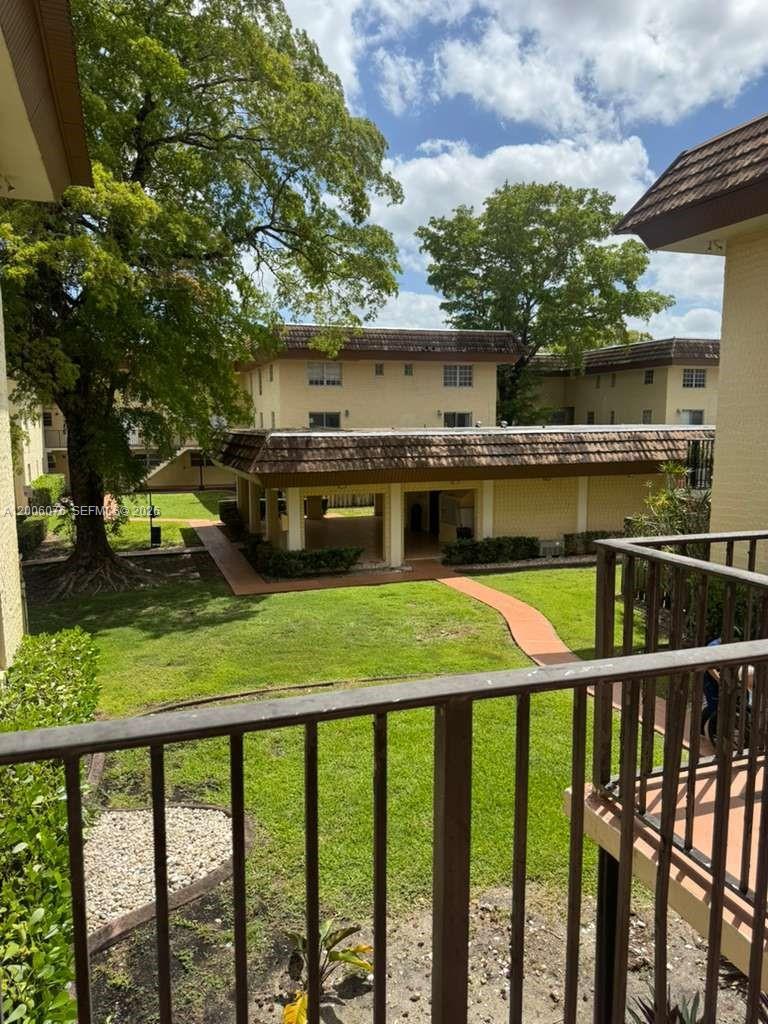 8500 SW 109th Ave # 216, Miami FL 33173 photo 2