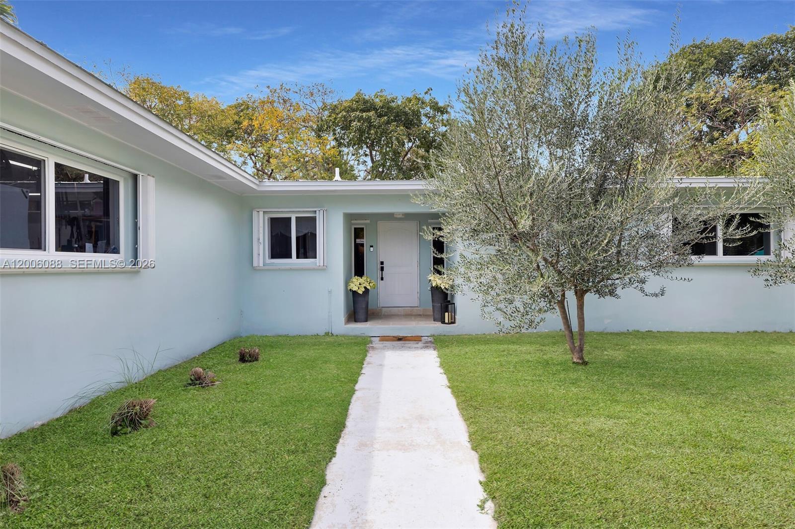 1003 Gibraltar Rd, Key Largo FL 33037