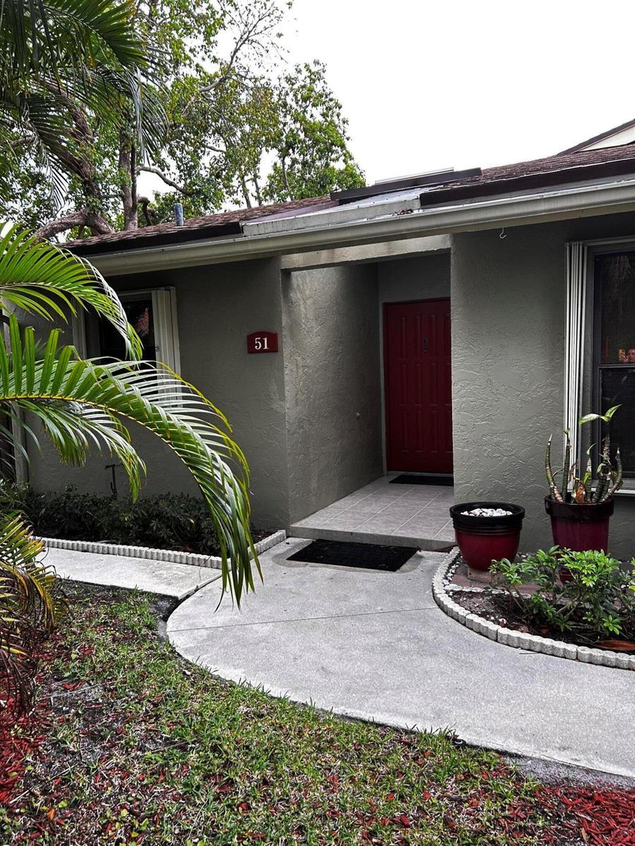 51 Meadows Drive, Boynton Beach FL 33436 photo 3