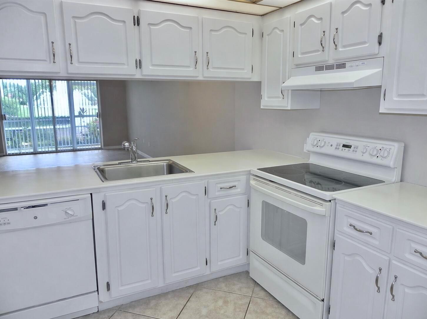 1101 Bahama Bend # A1, Coconut Creek FL 33066 photo 5