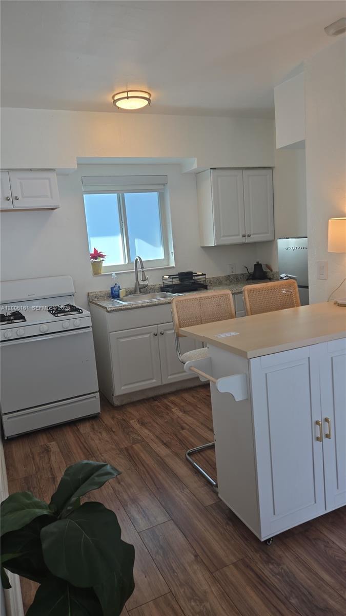 9270 E Bay Harbor Dr # 6B, Bay Harbor Islands FL 33154 photo 2
