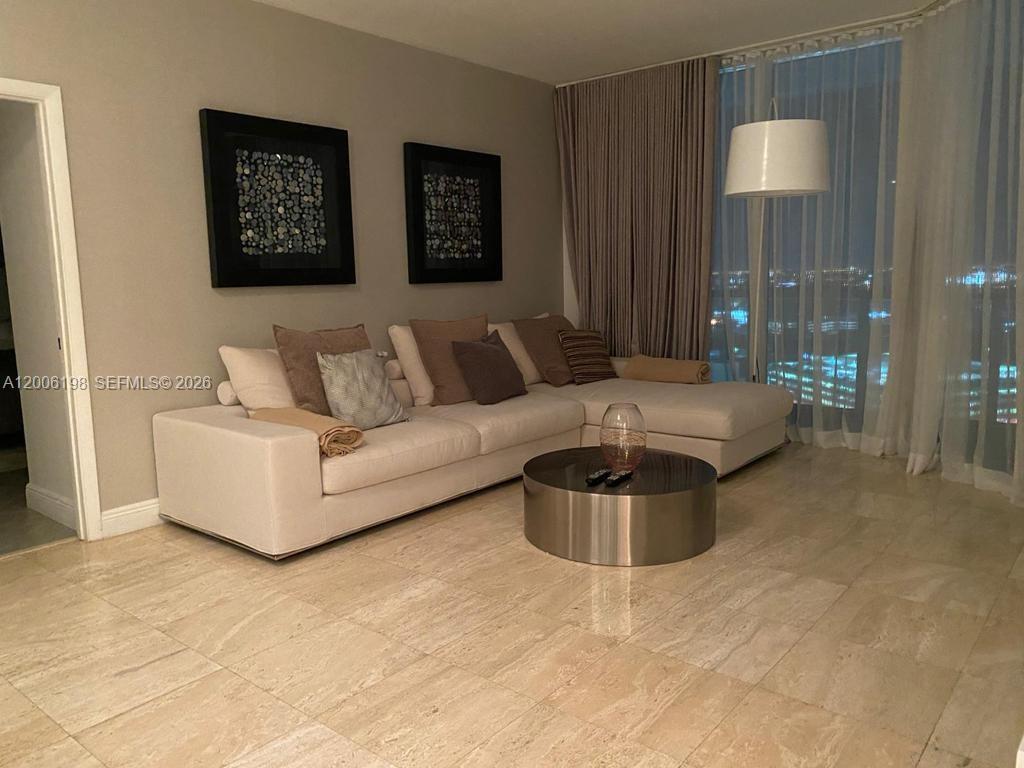 1900 N Bayshore Dr # 2314, Miami FL 33132 photo 2
