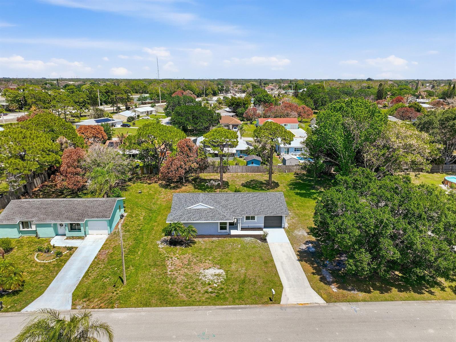 1343 SE Vestridge Lane, Port St. Lucie FL 34952 photo 5