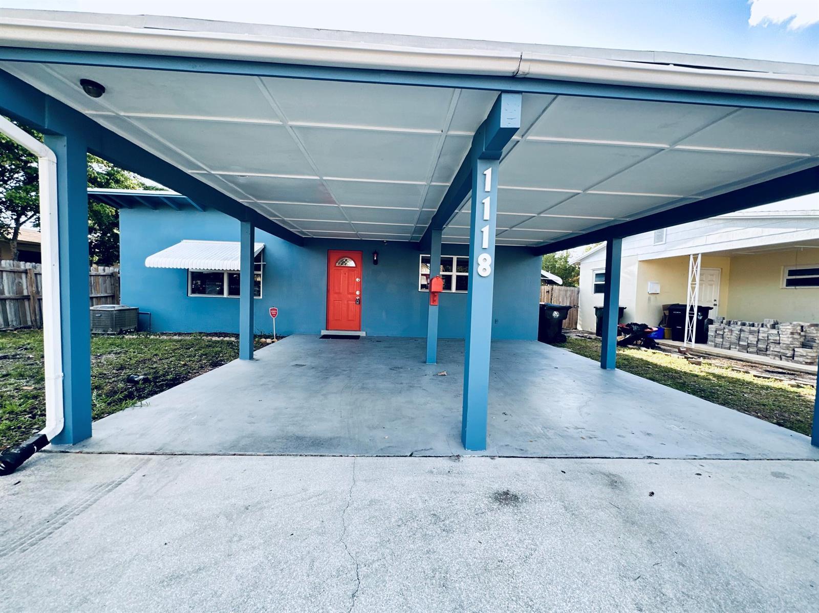 1118 N E Street, FL 33460 photo 2