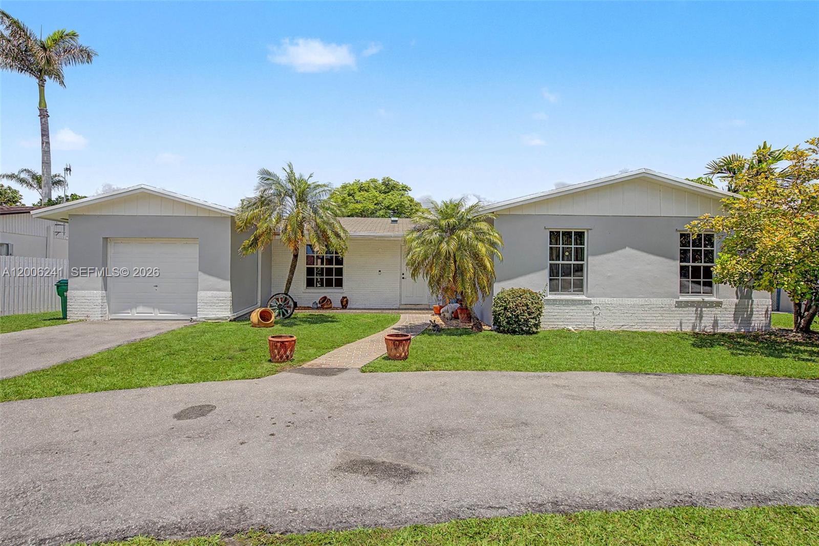 12001 SW 118th St, Miami FL 33186 photo 2