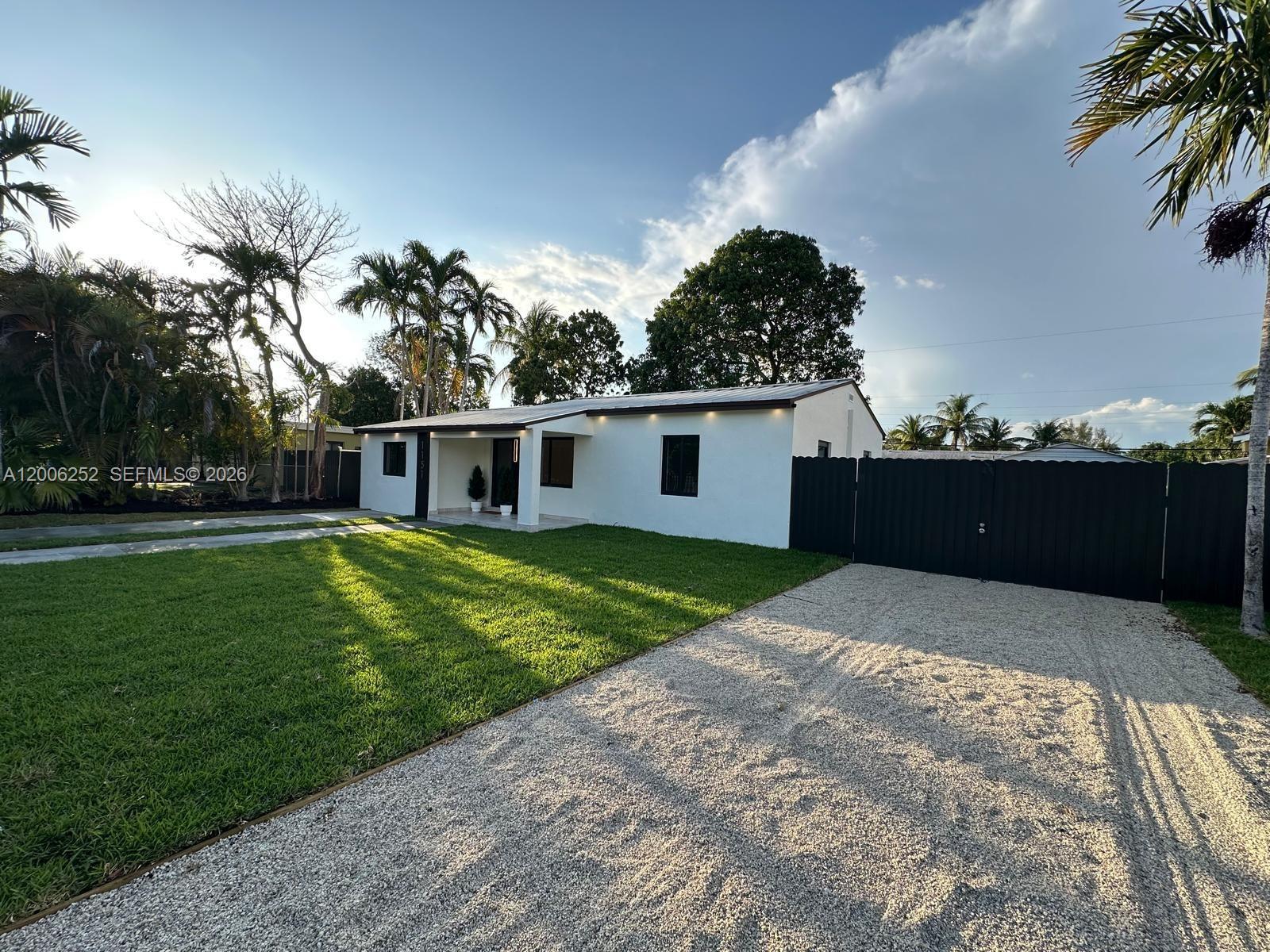 1151 NW 112th St, Miami FL 33168 photo 3