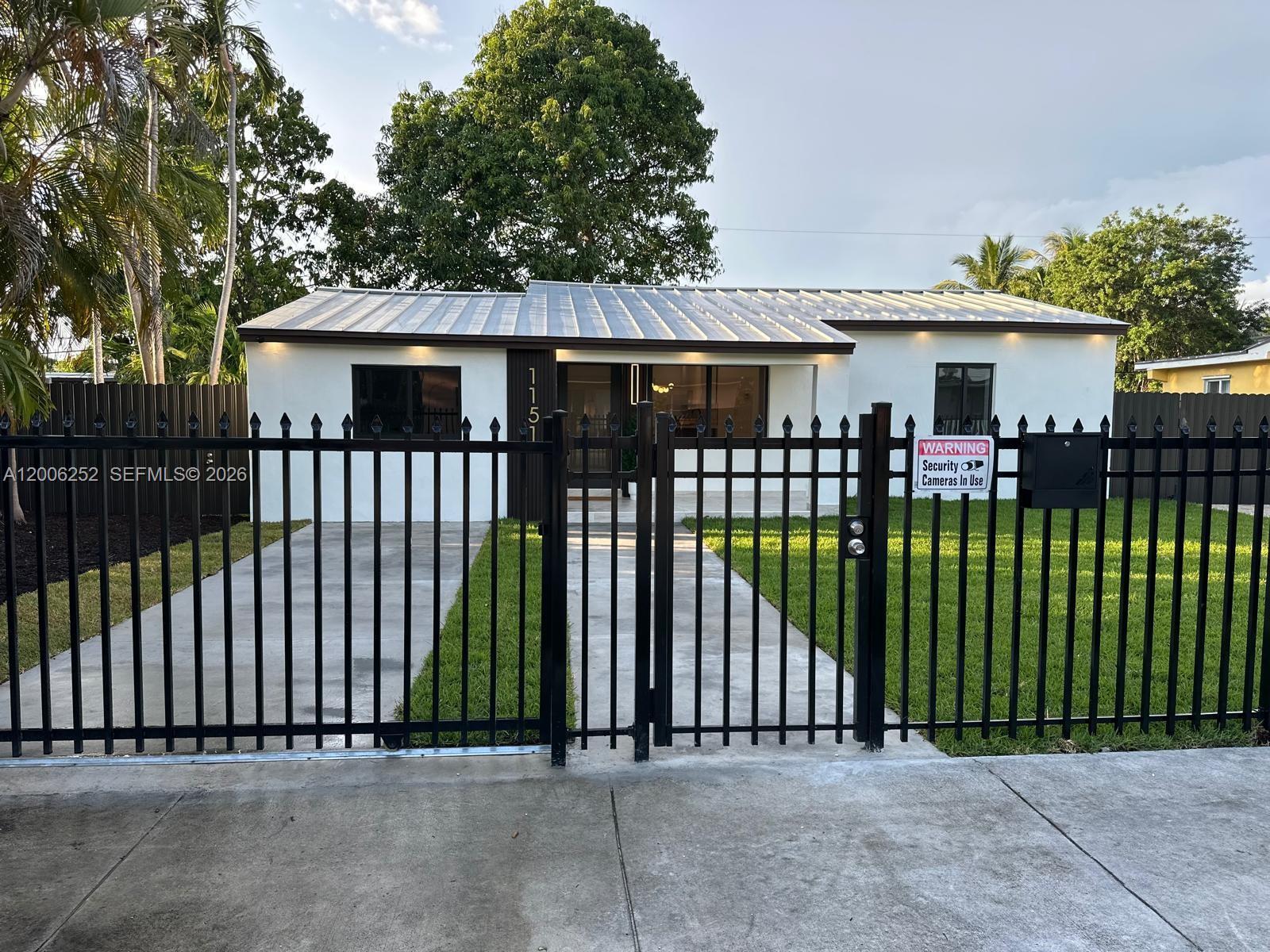 1151 NW 112th St, Miami FL 33168 photo 4