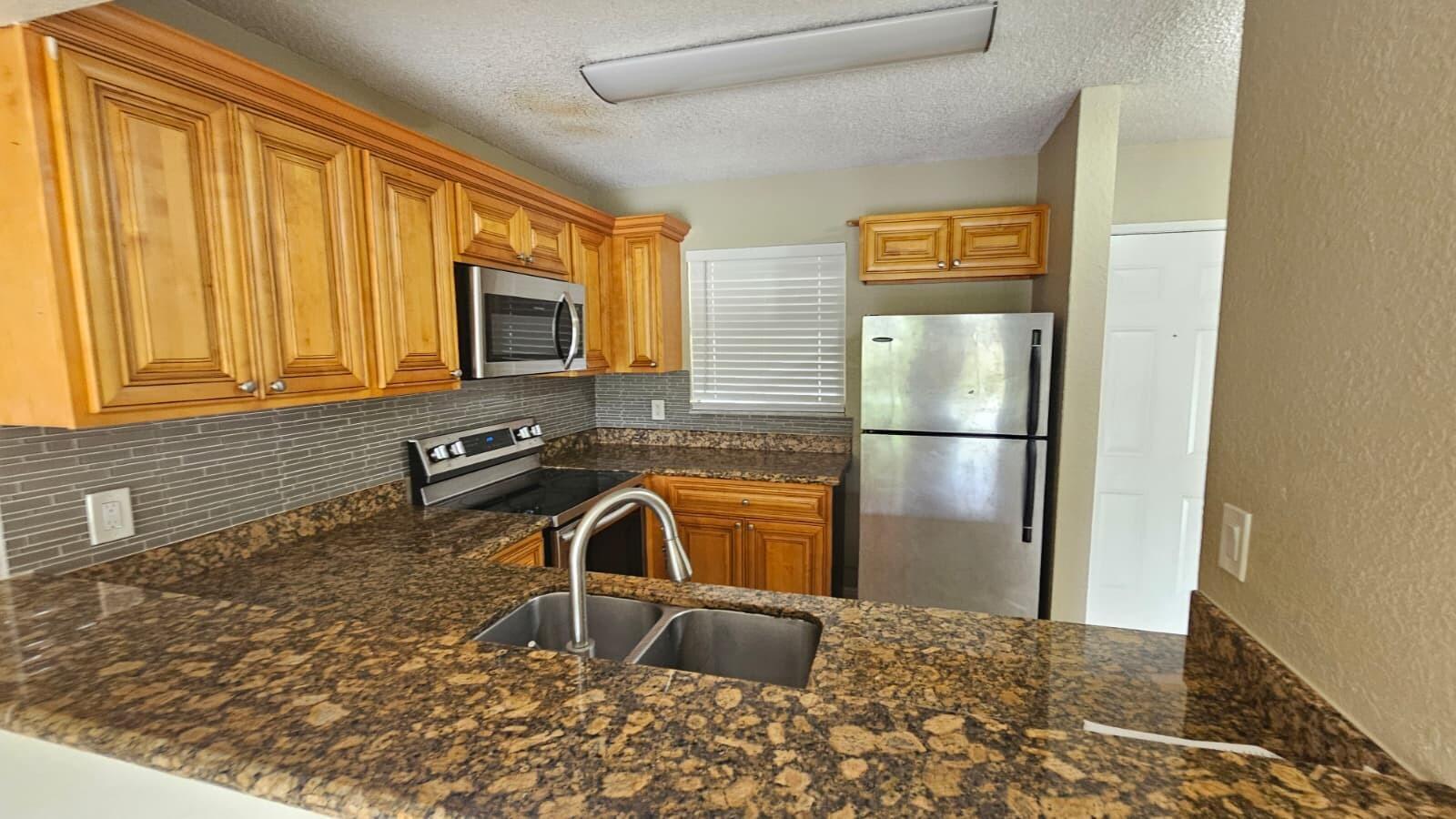 1581 Balfour Point Drive # G, West Palm Beach FL 33411 photo 3
