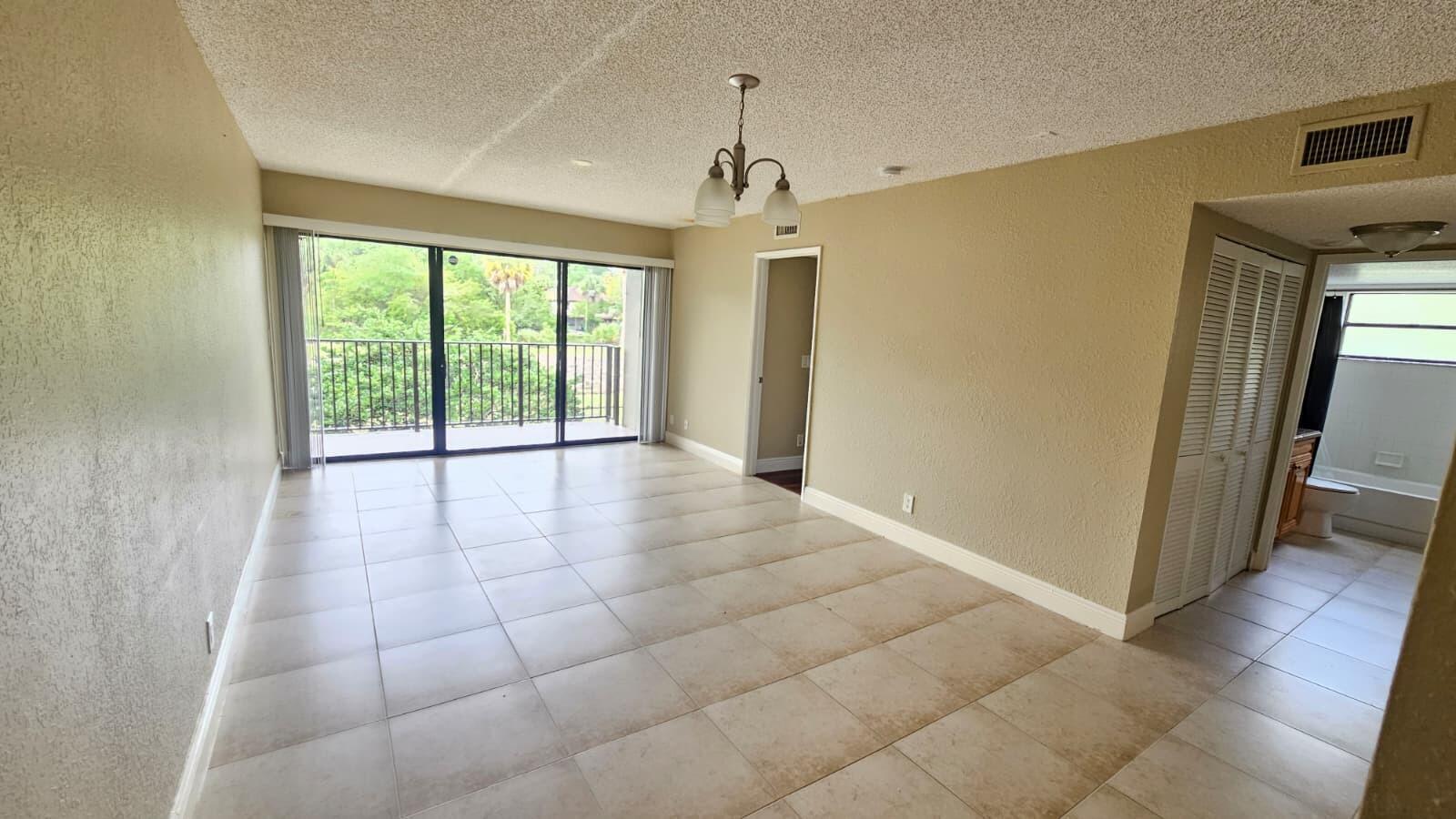 1581 Balfour Point Drive # G, West Palm Beach FL 33411 photo 5