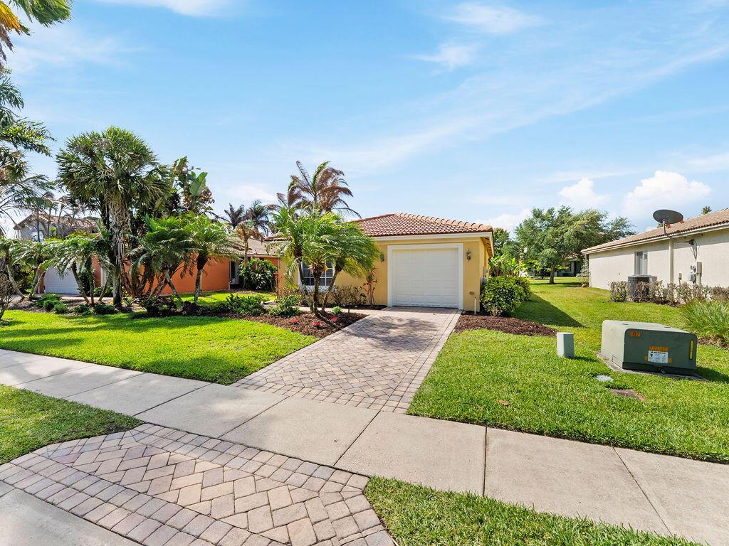 4139 56th Lane, Vero Beach FL 32967 photo 2