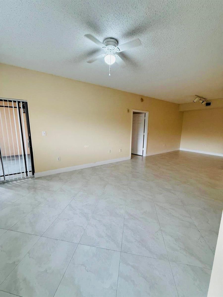2917 Tuscany Court # 204, Palm Beach Gardens FL 33410 photo 3