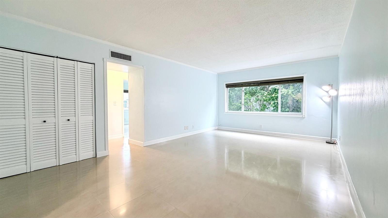 251 SE 6th Avenue # 7, Pompano Beach FL 33060 photo 2