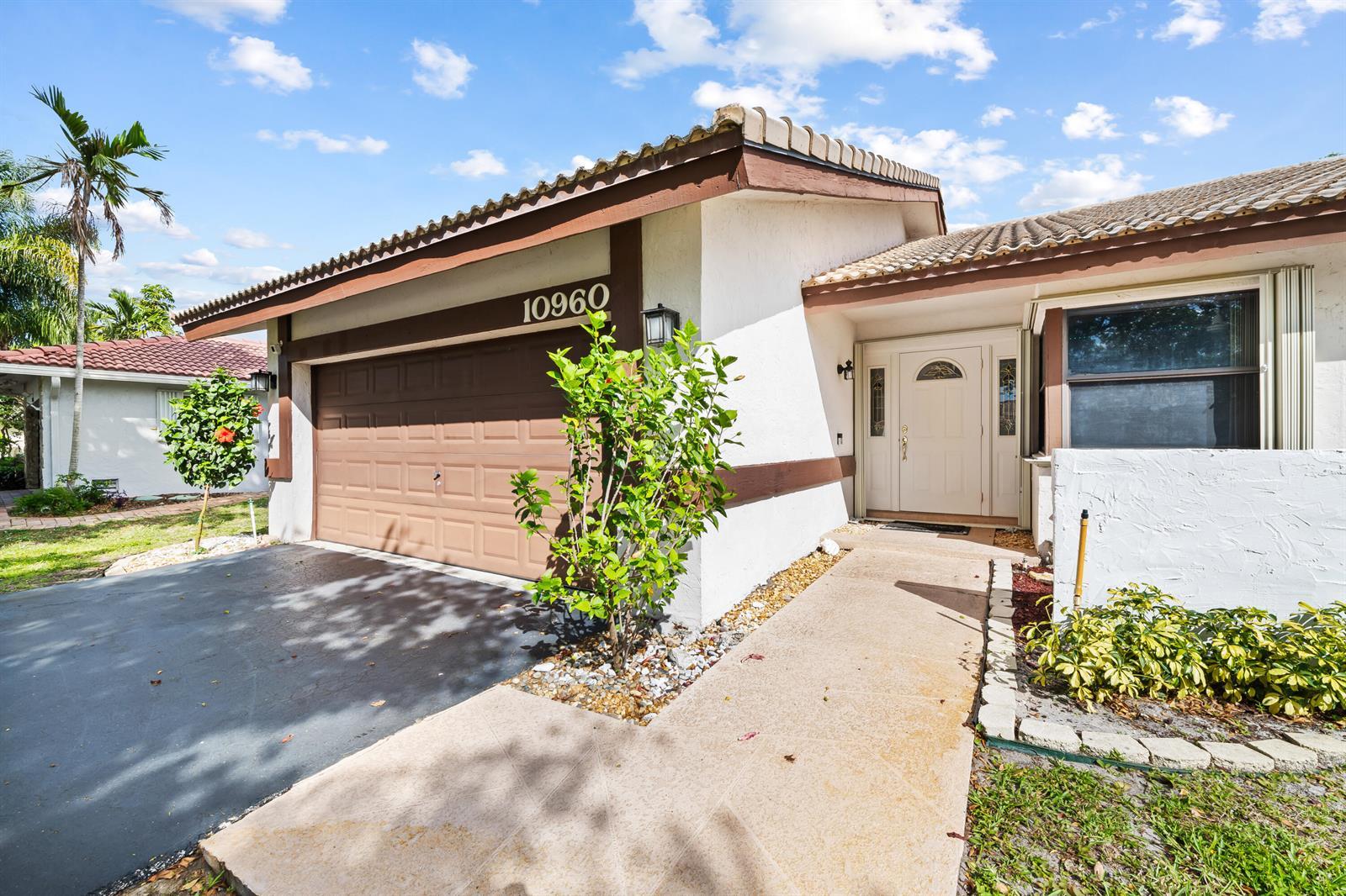 10960 NW 17th Place, Coral Springs FL 33071 photo 3