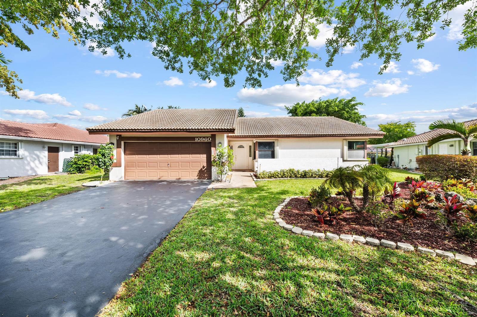 10960 NW 17th Place, Coral Springs FL 33071 photo 5