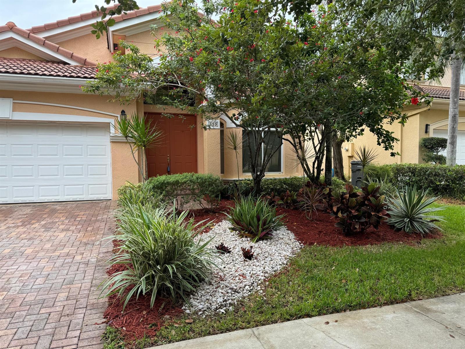 759 Gazetta Way, West Palm Beach FL 33413 photo 2