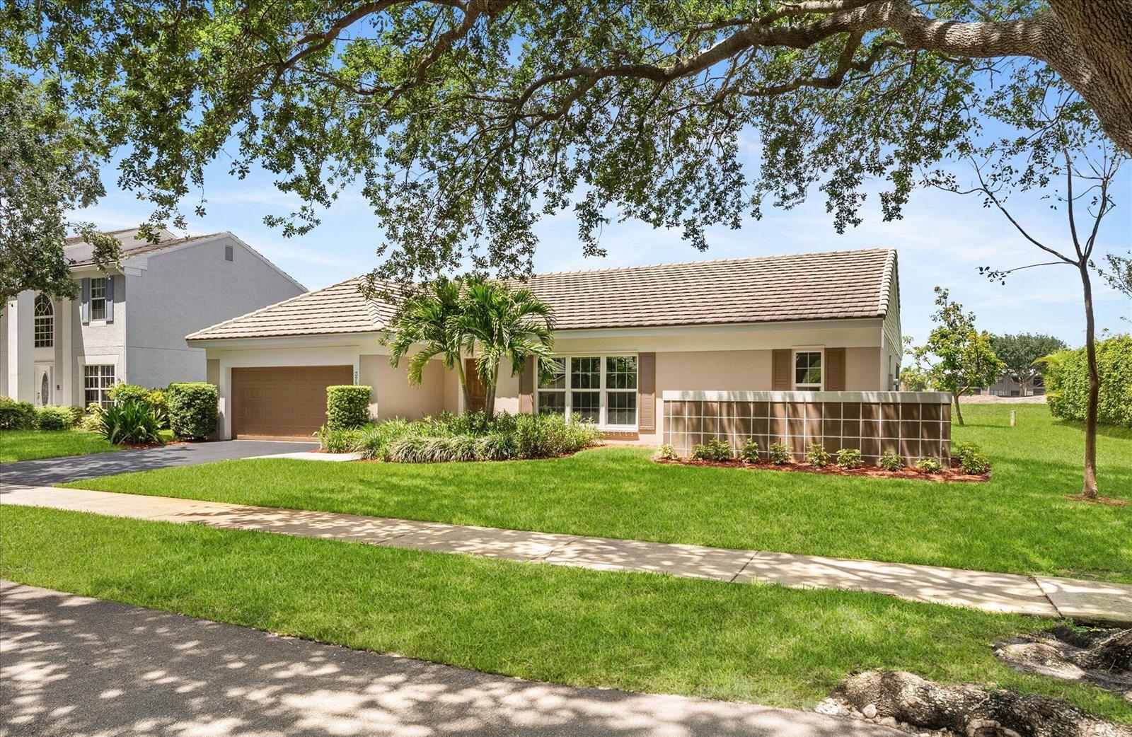 3737 Satin Leaf Court, Delray Beach FL 33445 photo 4