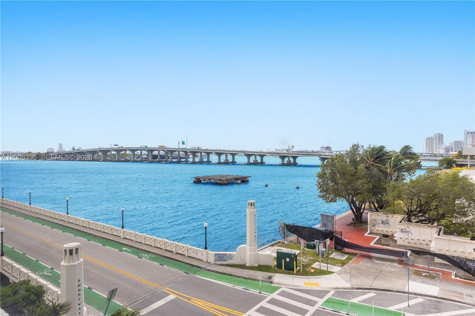 555 NE 15th St # 501, Miami FL 33132 photo 2