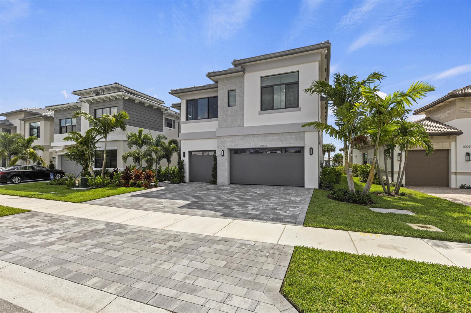10033 Stockrun Drive, Palm Beach Gardens FL 33412 photo 2