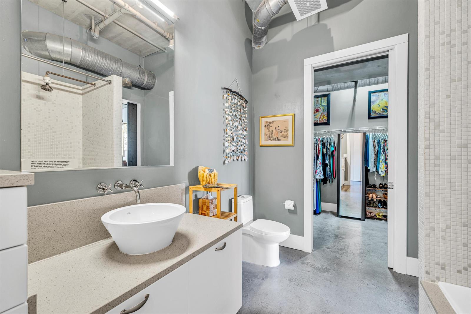 425 N Andrews Avenue # 303, Fort Lauderdale FL 33301 photo 4