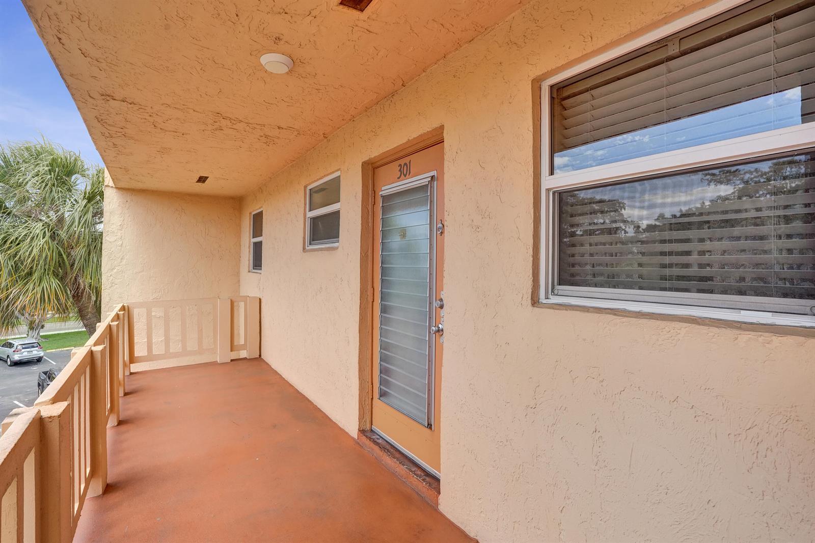 8390 Lagos De Campo Boulevard # 301, Tamarac FL 33321 photo 2