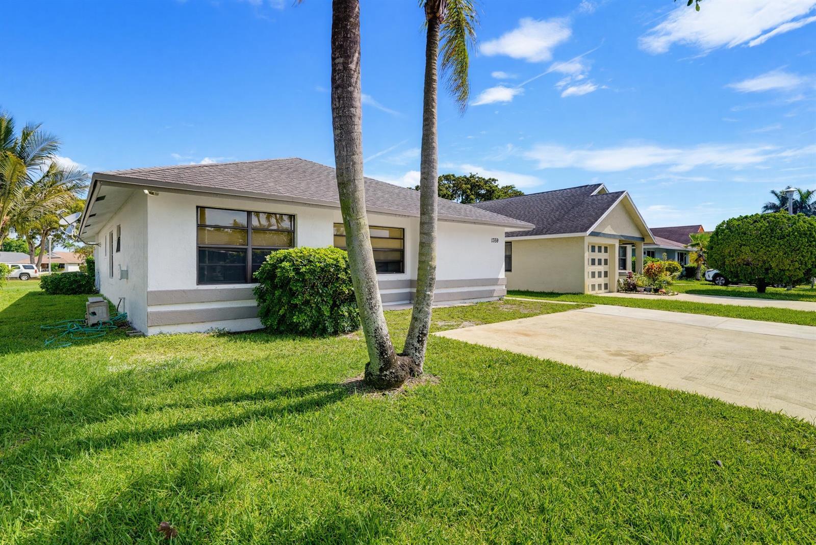 1359 Pines Lane, West Palm Beach FL 33415 photo 3
