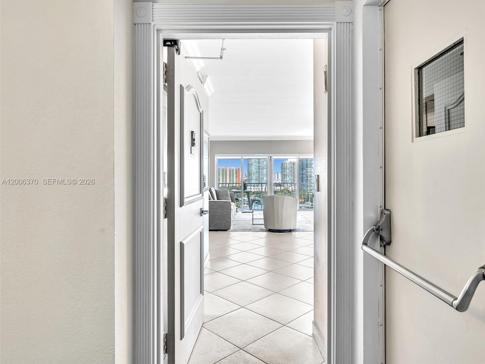 500 Bayview Dr # 1731, Sunny Isles Beach FL 33160 photo 3