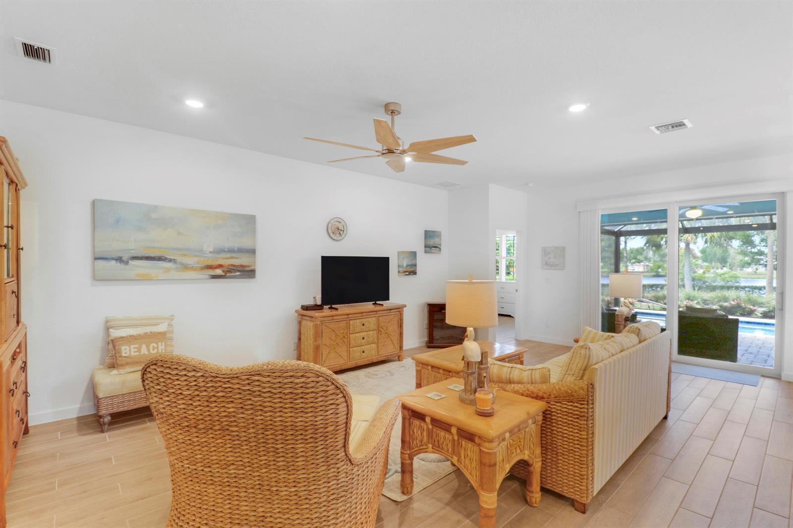 2011 NW Golden Oak Trail, Jensen Beach FL 34957 photo 5