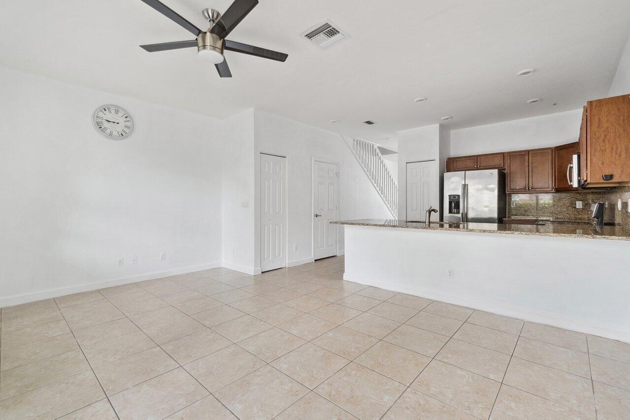 5288 Ashley River Road, West Palm Beach FL 33417 photo 3