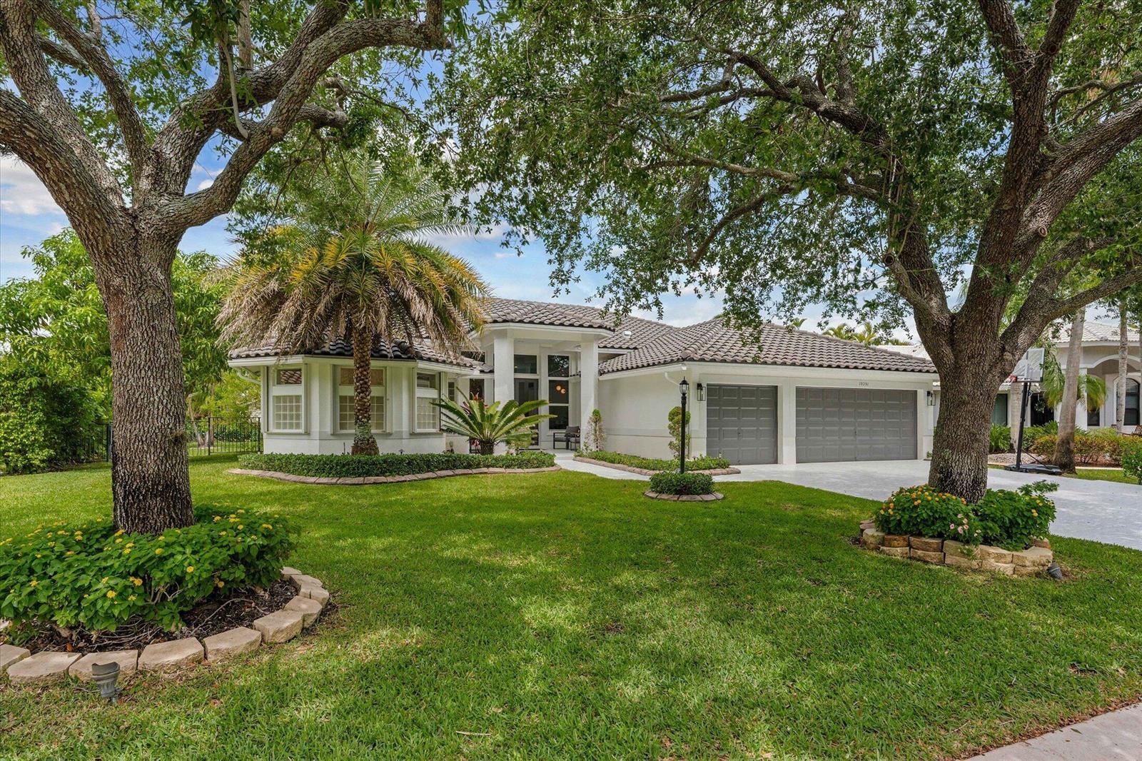 10291 NW 62nd Drive, Parkland FL 33076 photo 2