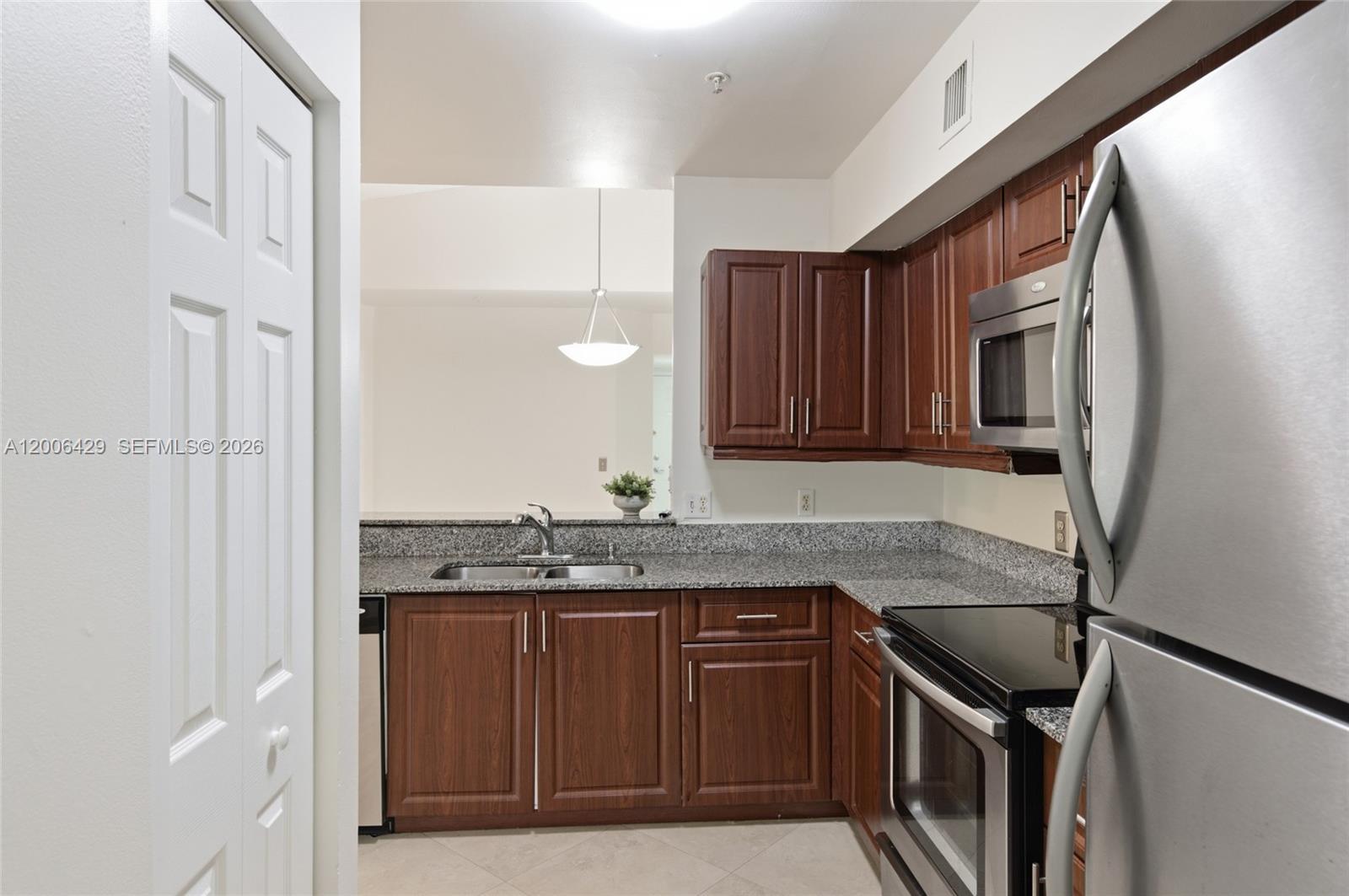 2451 Centergate Dr # 303, Miramar FL 33025 photo 3
