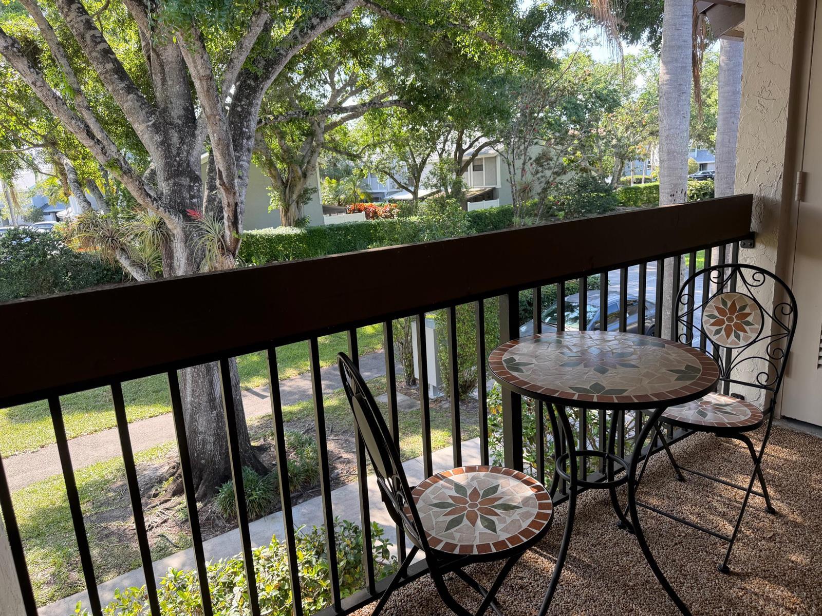 2664 NW 42nd Avenue, Coconut Creek FL 33066 photo 4