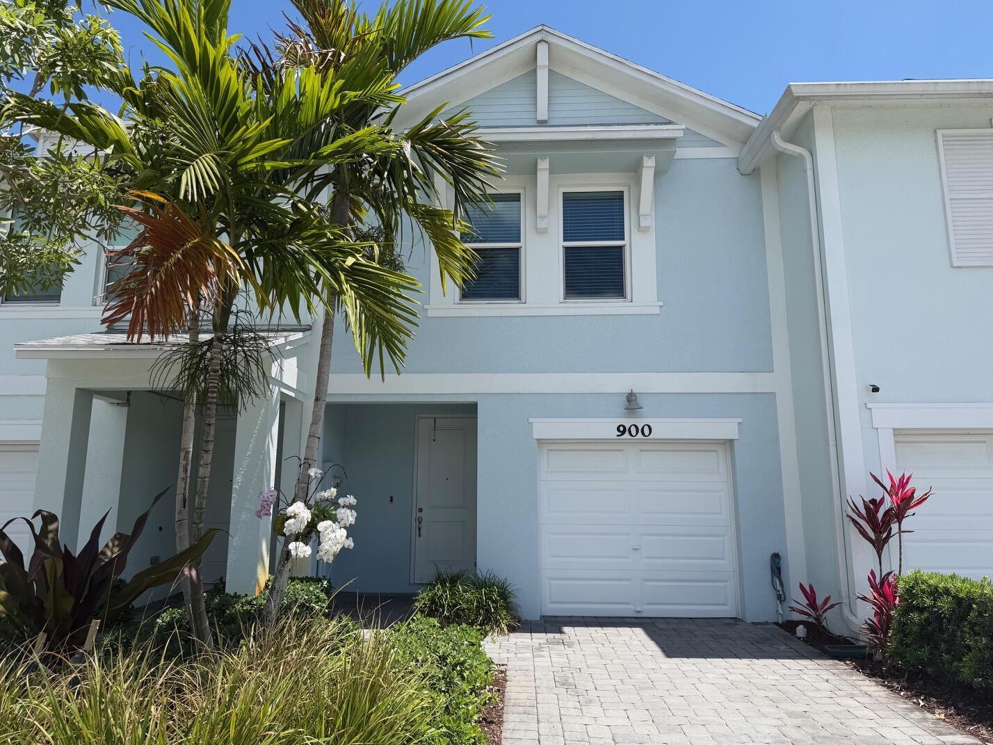 900 Seabright Avenue, West Palm Beach FL 33413 photo 2