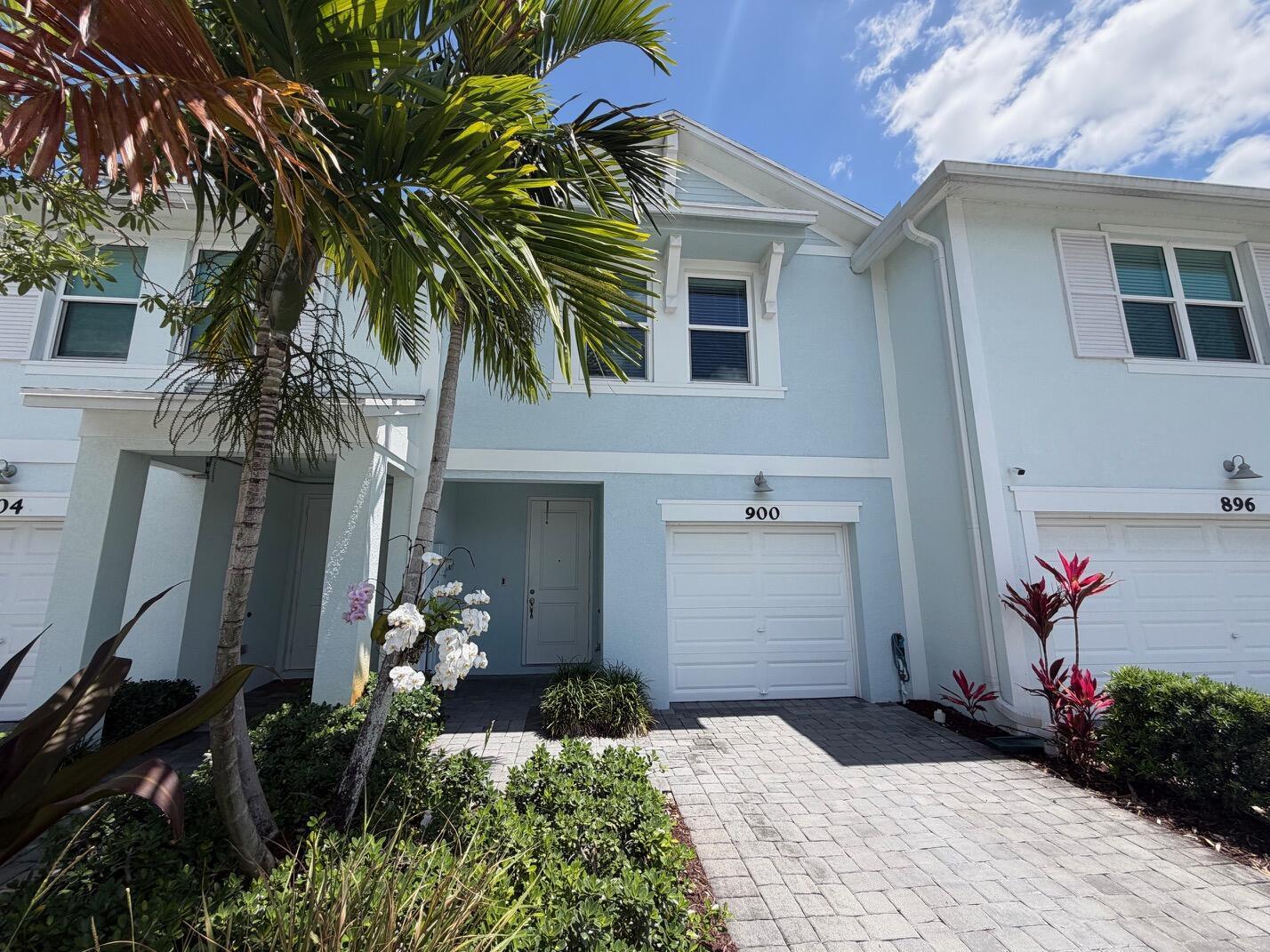 900 Seabright Avenue, West Palm Beach FL 33413 photo 3