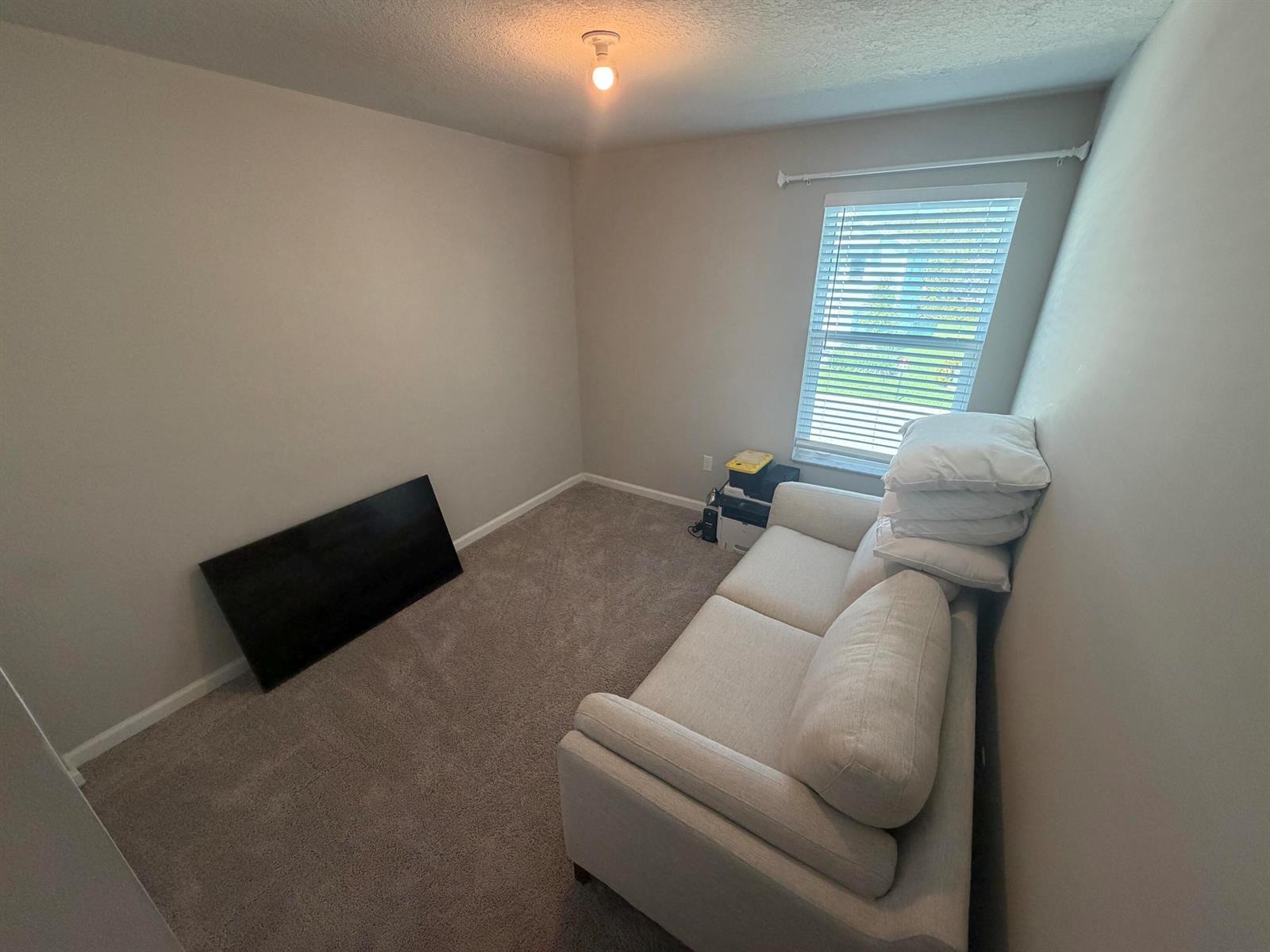 900 Seabright Avenue, West Palm Beach FL 33413 photo 4