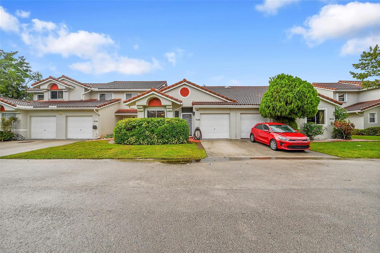 7428 S Pinewalk Dr # 4, Margate FL 33063 photo 5