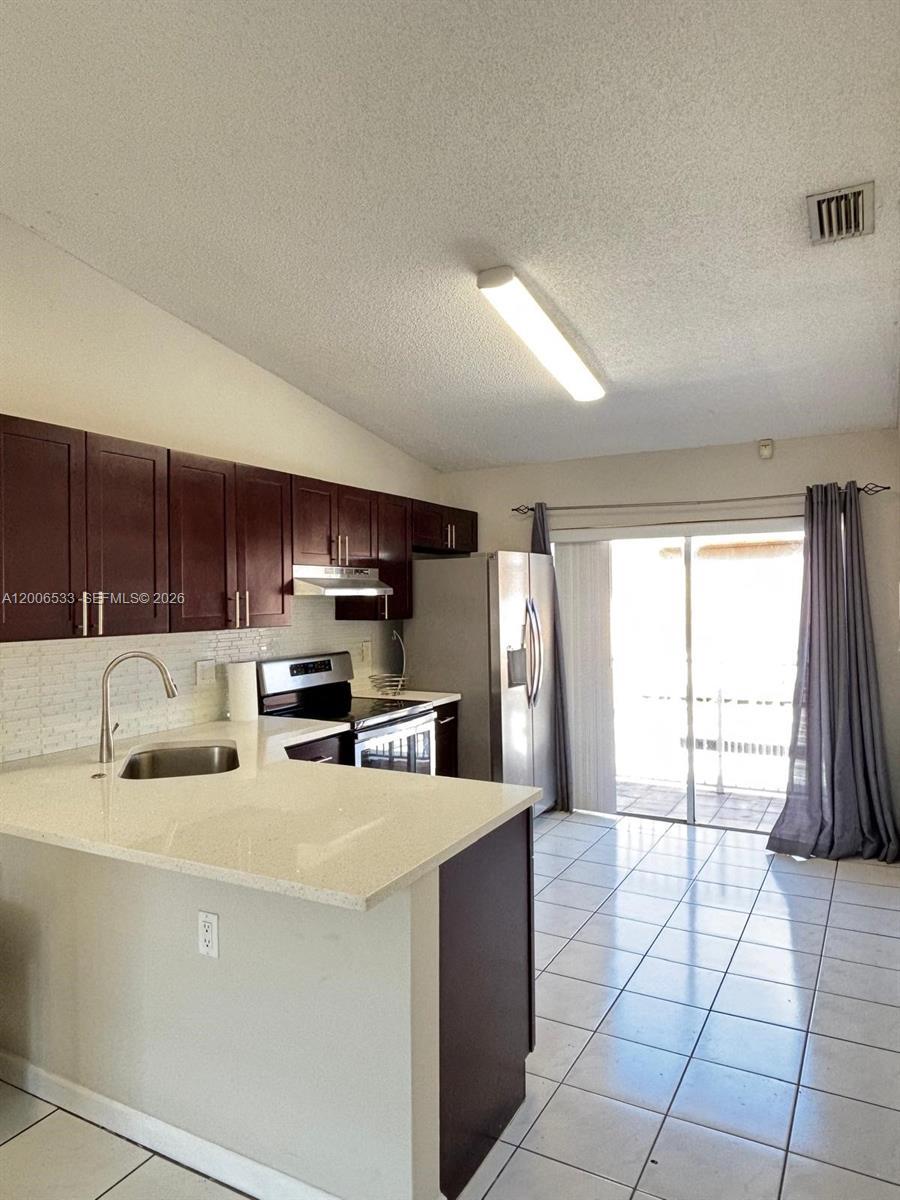 6891 W 36th Ave # 201, Hialeah FL 33018 photo 5