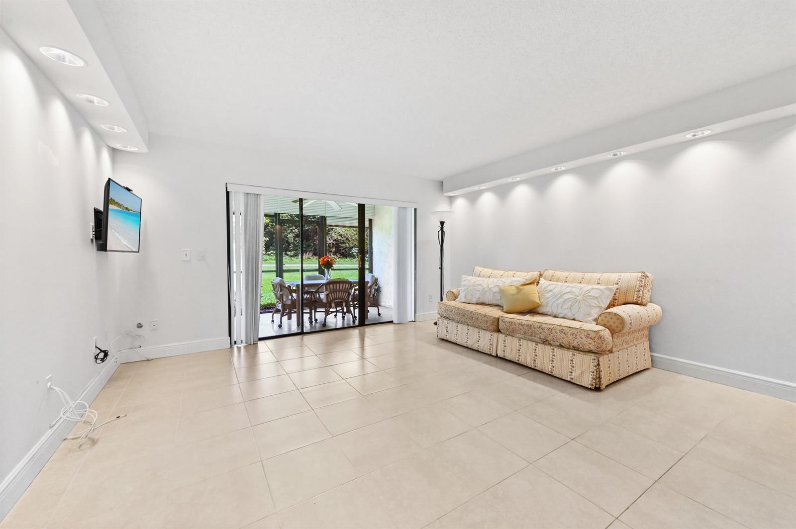 21215 Lago Circle # C, Boca Raton FL 33433 photo 4